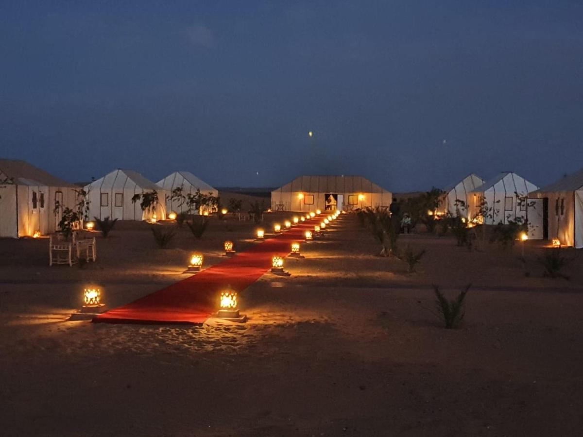 Desert Heart Luxury Camp เมอร์ซูกา ภายนอก รูปภาพ