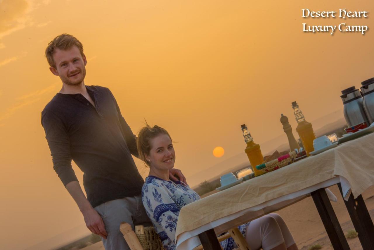 Desert Heart Luxury Camp เมอร์ซูกา ภายนอก รูปภาพ