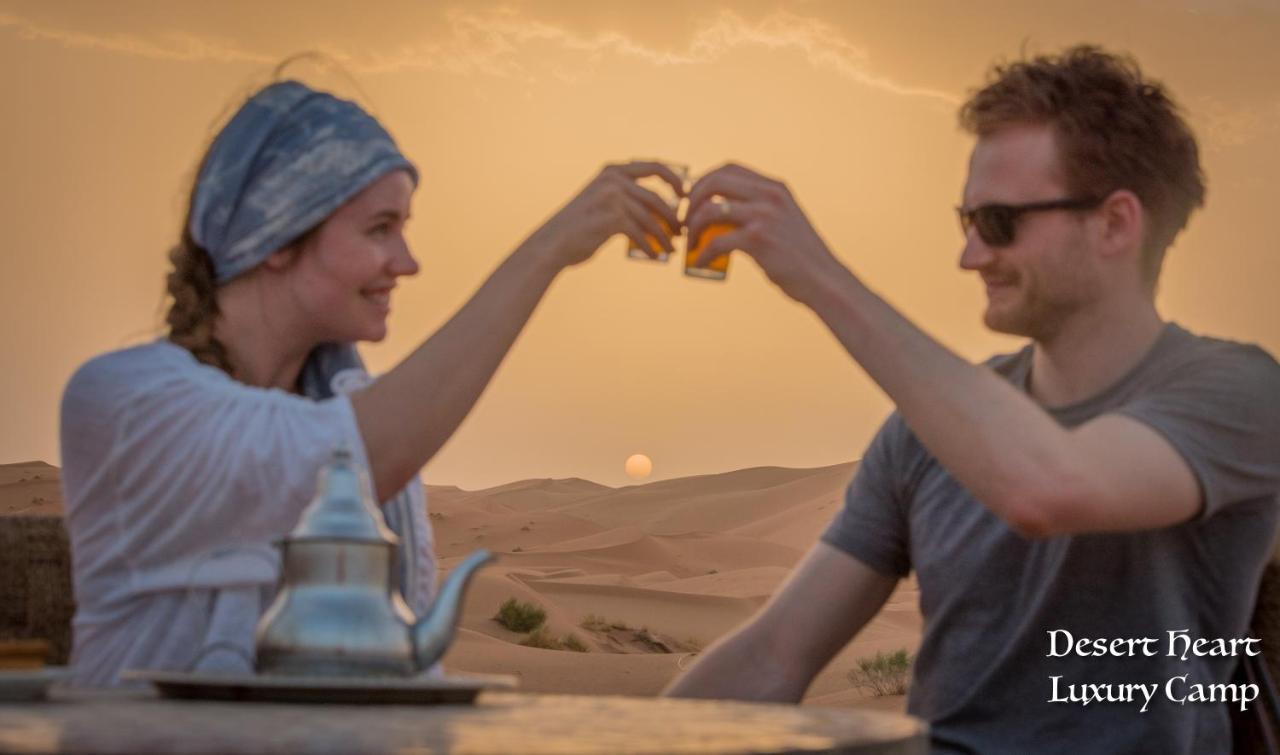 Desert Heart Luxury Camp เมอร์ซูกา ภายนอก รูปภาพ